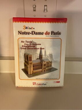 Notre-Dame de Paris 3D Puzzle Model Kit 74 pieces